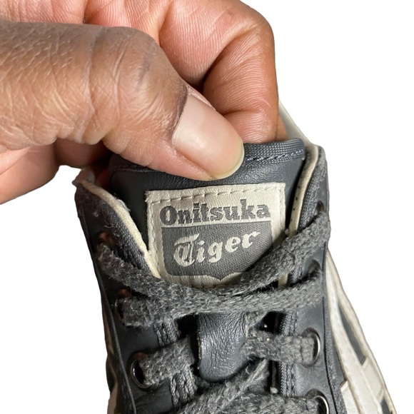 Onitsuka Tiger Men's Gray Low Top Leather Sneakers - Picture 5 of 8